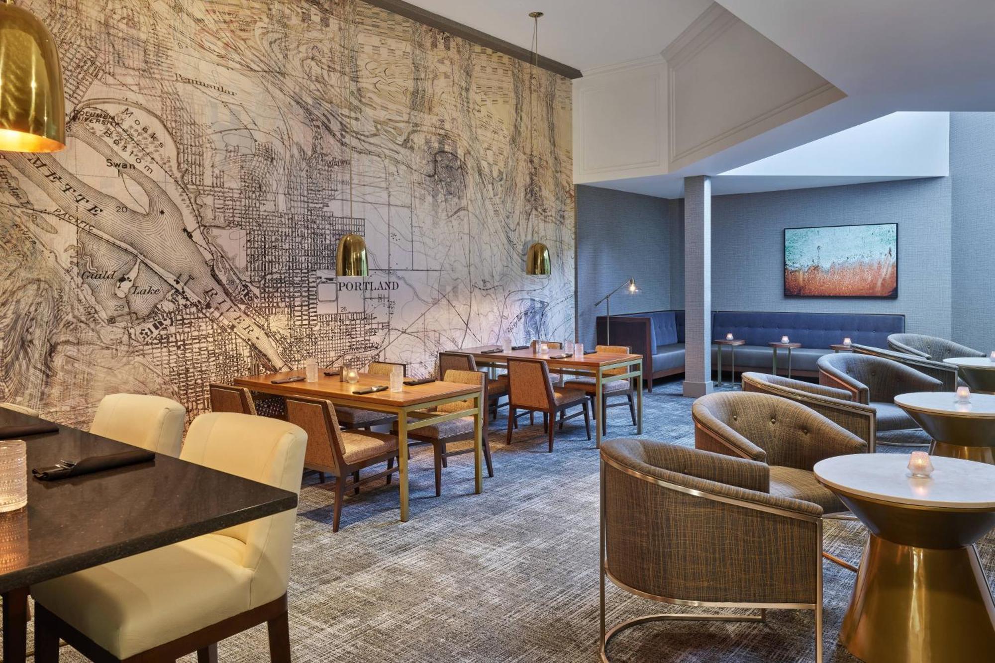 Sheraton Portland Airport Hotel Exterior photo
